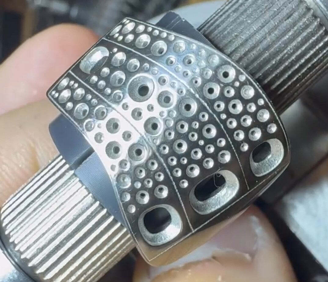 bespoke sapphire cutting